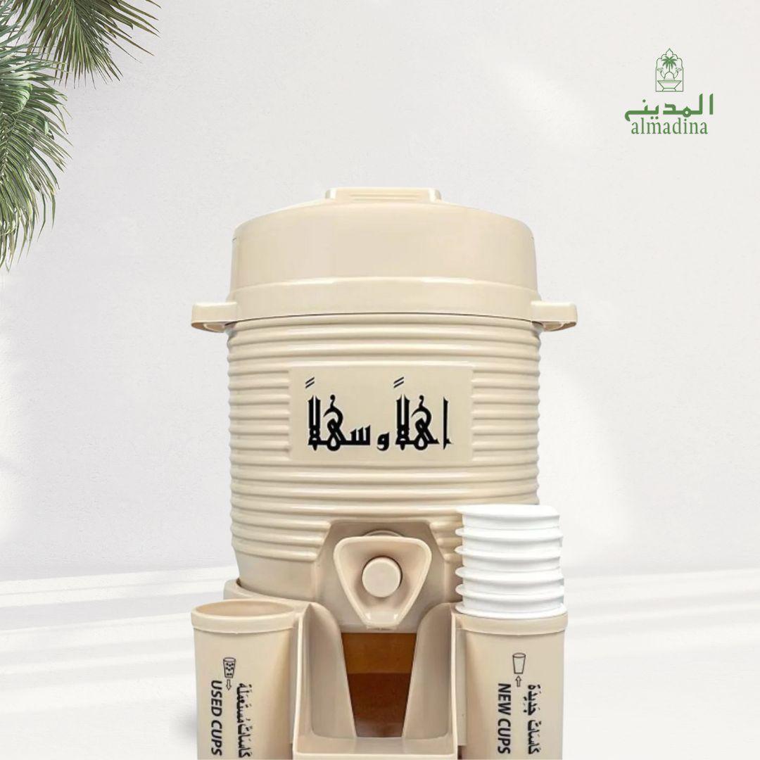 Zamzam water, Ajwa dates, and dispenser bundle – ideal for Ramadan, Islamic gifting, and family use. Includes cooler and imported dates.